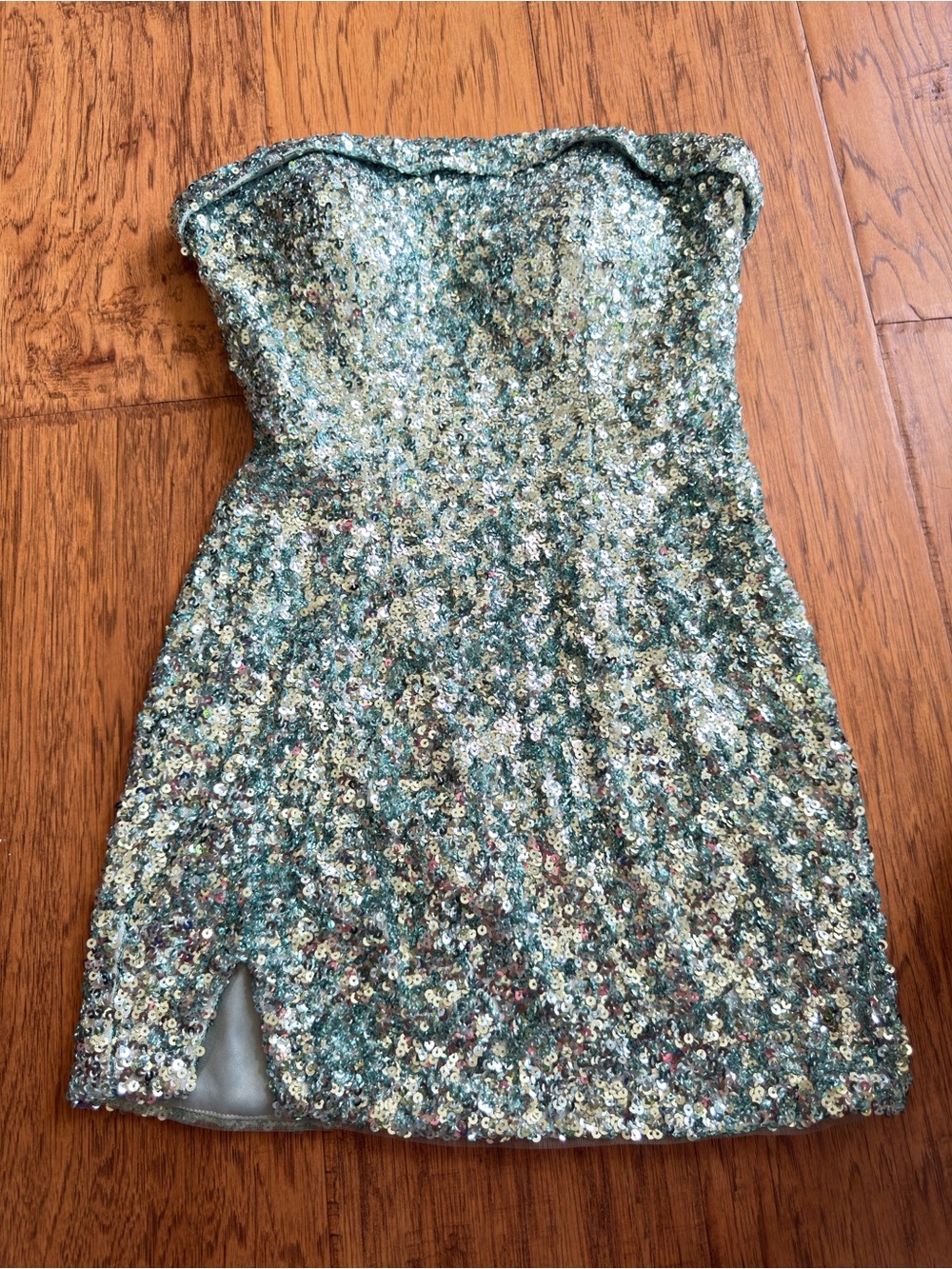 KISSPROM Mint Green Sequin Strapless Homecoming Mini Dress Size 4